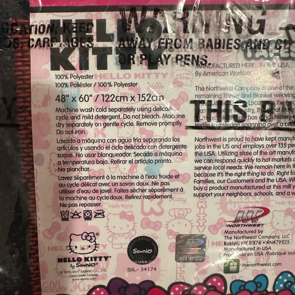 Hello kitty throw blanket - Picture 4 of 5